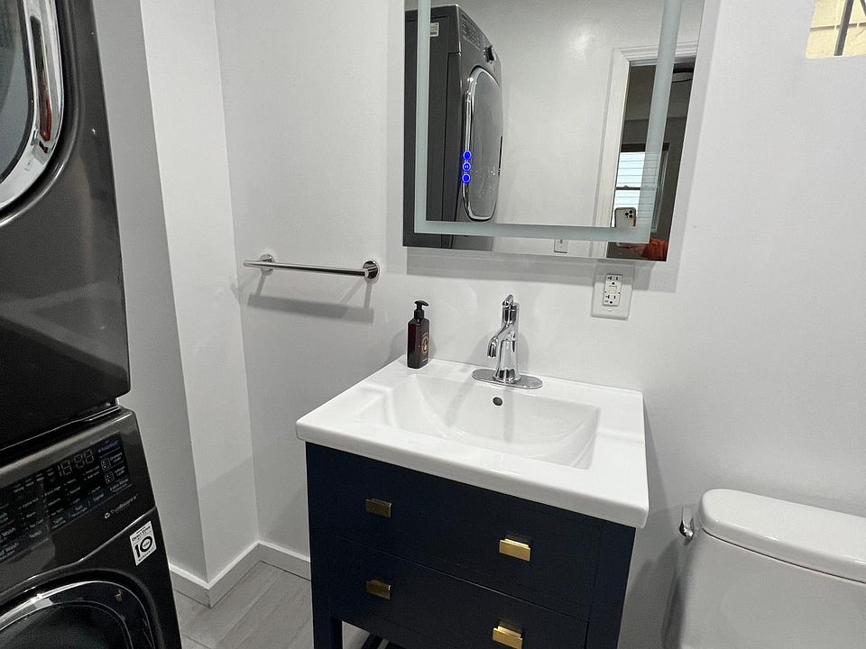 1st image of 18 Lamartine Ave Floor 1
