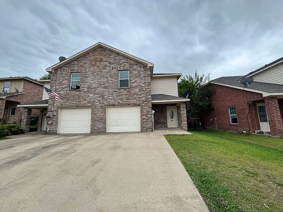909 Parkplace Rdg