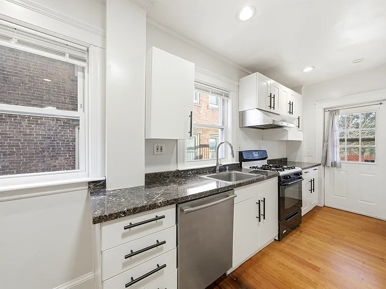 7 Orchard St #1 — Photo 5