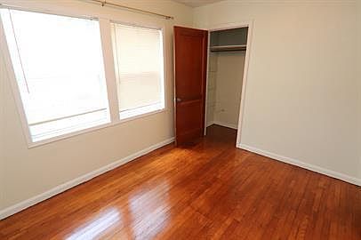 5th image of 4424 Clermont St