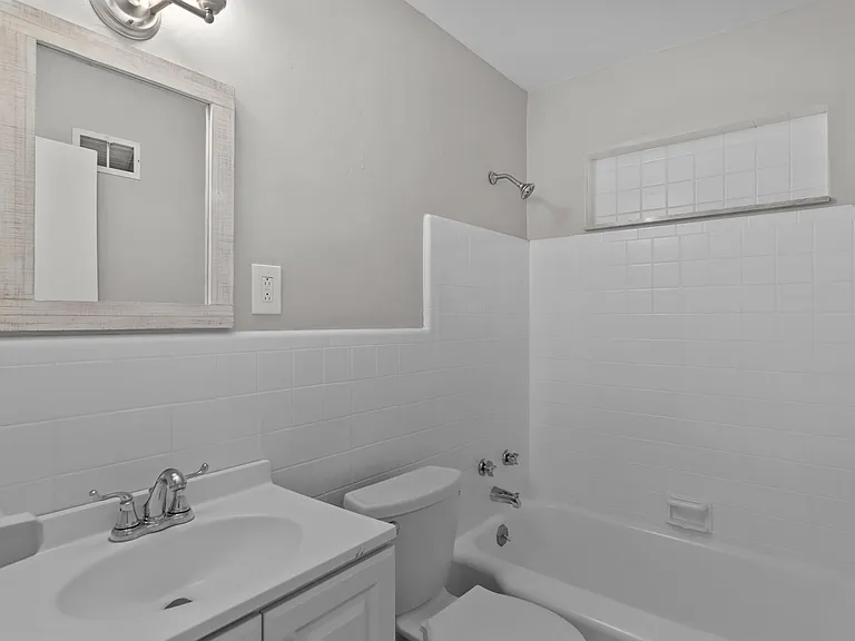 8977 Big Bend Blvd — Photo 11