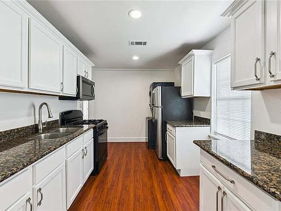 4th image of 6204 Wainwright Dr