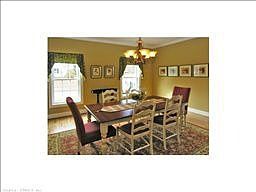 2nd image of 51 Jennifers Way