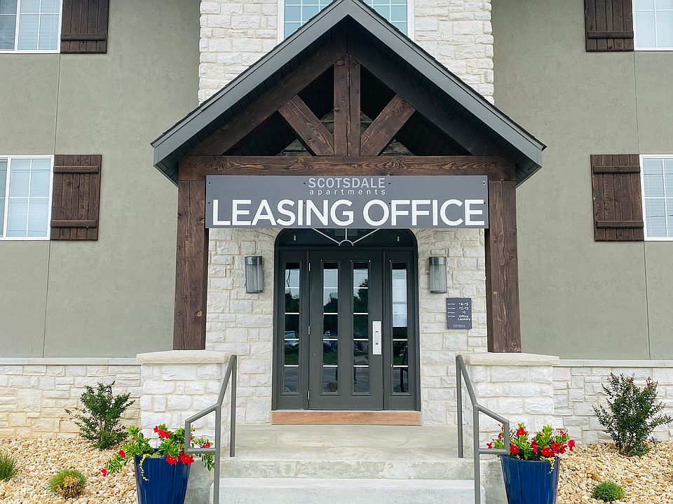 Scotsdale - Exterior