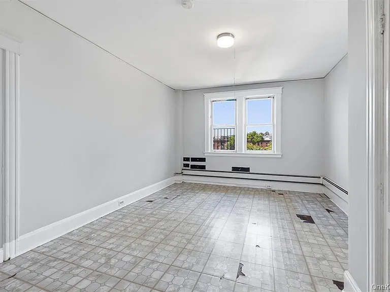 36 Martin Pl #2 — Photo 5