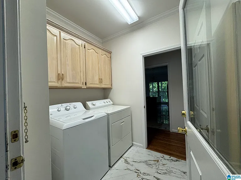 2512 Christie Cir — Photo 39