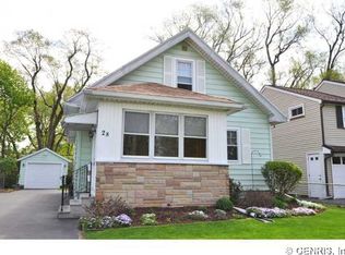 28 California Dr, Rochester, NY 14616