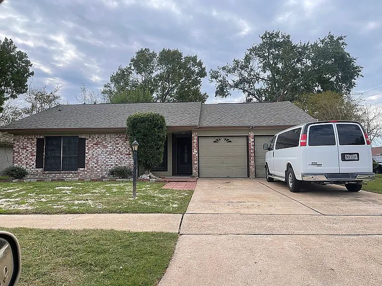 1st image of 11623 Larkdale Dr