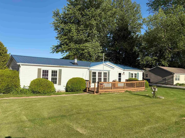 6079 N Lake Rd #67, Monticello, IN 47960