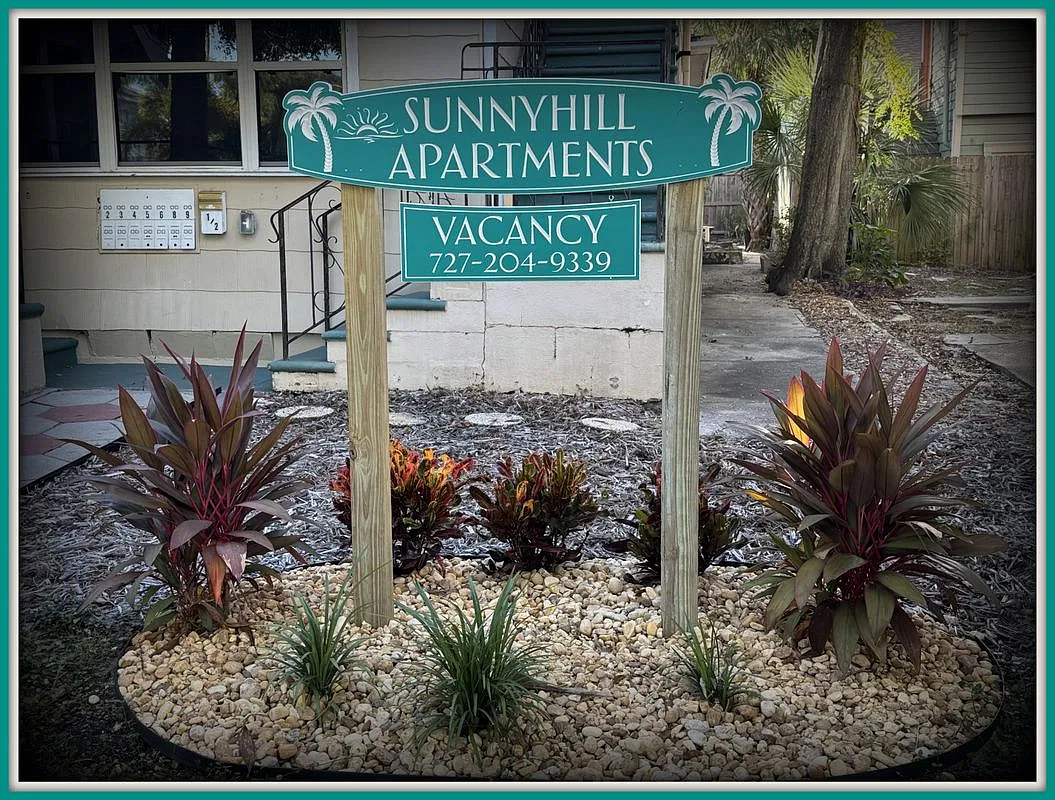 1 bed, 1.0 bath, 306 sqft, $1,100 — Photo 2
