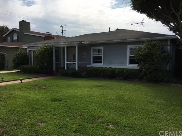 493 Abbie Way, Costa Mesa, CA 92627