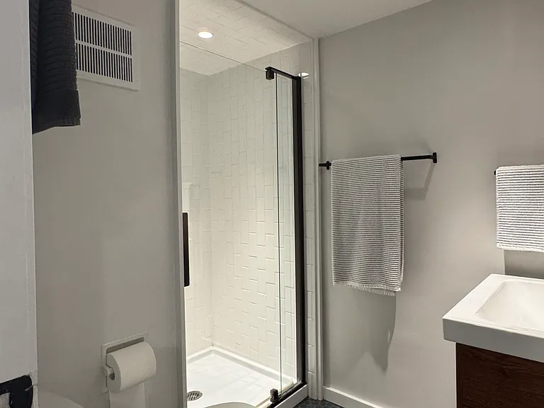 2132 Mount Vernon St #1F — Photo 7