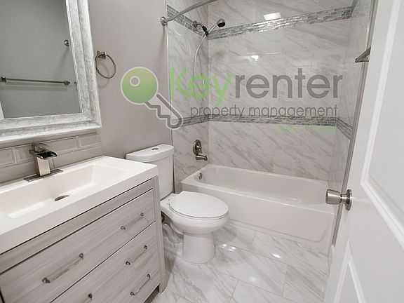 3rd image of 8777 Pagoda Way