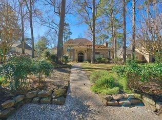 2015 Sunshine Point Dr #A, Kingwood, TX 77345