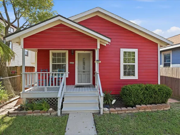 4823 Bernardo De Galvez, Galveston, TX 77551