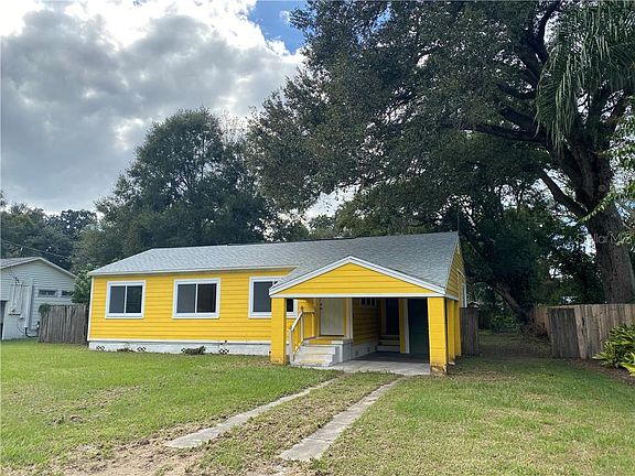 3rd image of 2420 Orange Ave