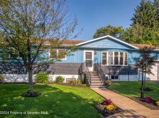 220 Linda Ln, Scranton, PA 18504