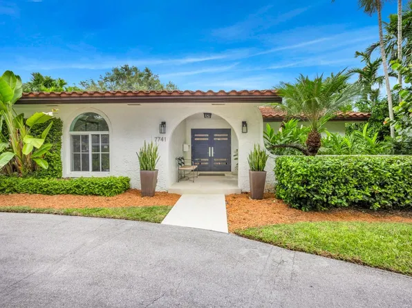 7741 SW 145th St, Palmetto Bay, FL 33158