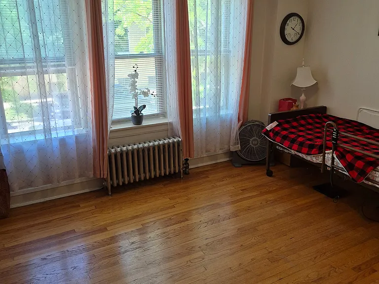 3424 W Foster Ave #1 — Photo 6