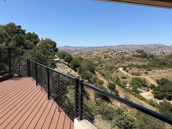 4th image of 380 S Mohler Dr #1295
