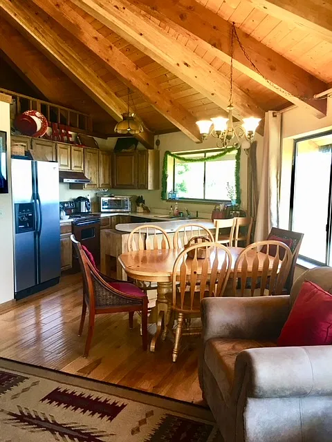 2 bed, 1200 sqft, $2,850 — Photo 3