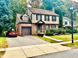 152 Coolidge Rd, Worcester, MA 01602