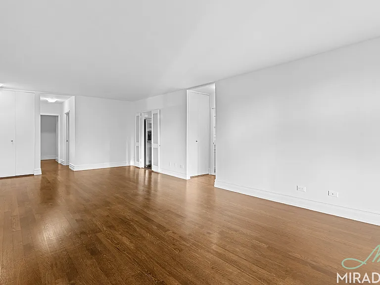 145 W 67th St #4-G — Photo 18