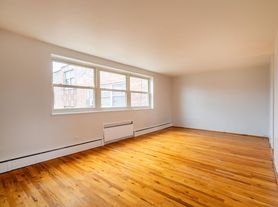 Delaware Ave Apartments