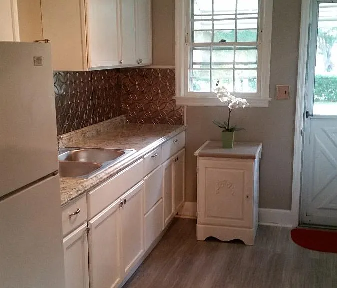 1204 Poston Cir #SINGLE — Photo 3