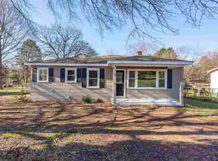 195 Presnell Dr, Boiling Springs, SC 29316