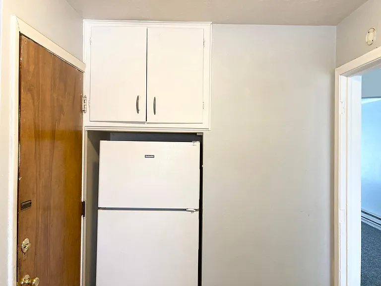 1372 N Cove Blvd #2 — Photo 8