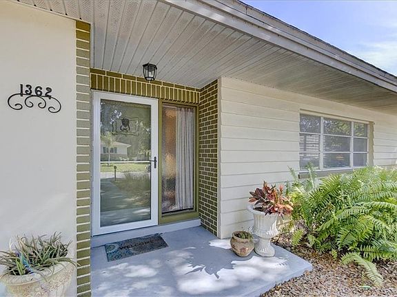 4th image of 1362 Byron Dr