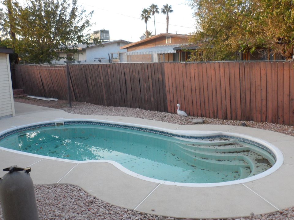 1st image of 6108 Cromwell Cir