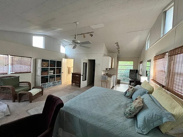 16142 Spring Branch Trl #B — Photo 23