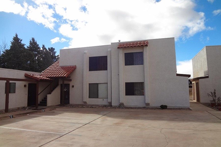 1st image of 4232 Avenida Palermo APT C