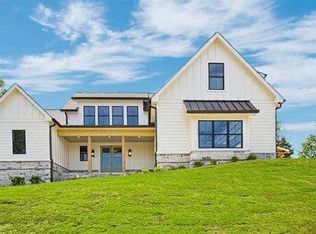 141 Palisade Dr, Rydal, GA 30171