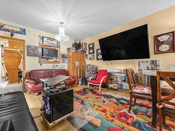 2nd image of 98-22 Alstyne Avenue