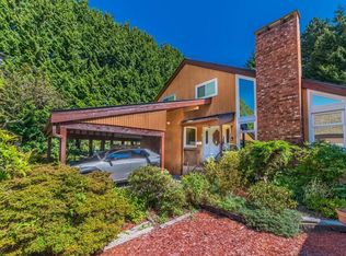 6710 Radisson St, Vancouver, BC V5S 3W9