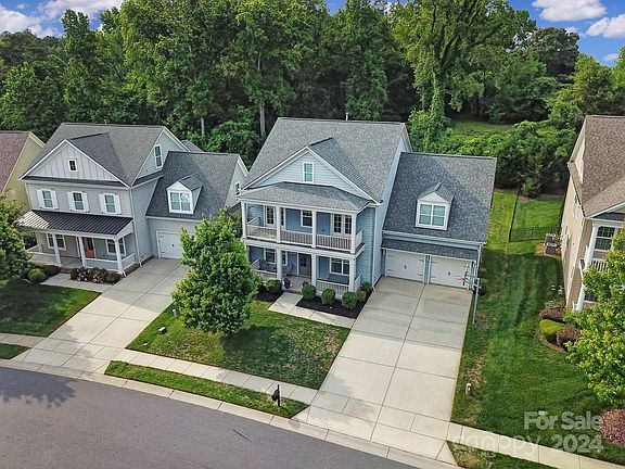 2nd image of 15824 Reynolds Dr