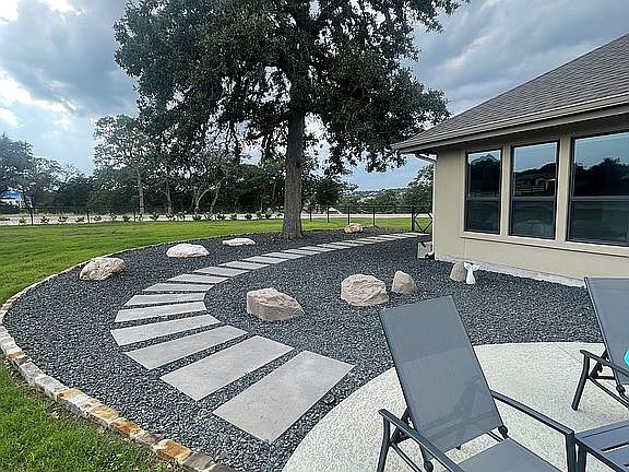 3rd image of 393 Butternut Way