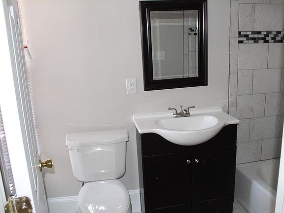 5th image of 1417 W Clay St