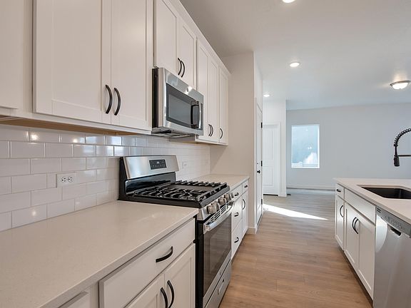 5th image of 4692 W Camellia Ln