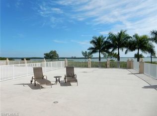 4137 Bay Beach Ln UNIT 526, Fort Myers Beach, FL 33931