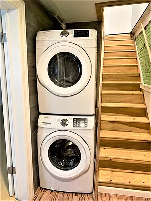 Sold by Corcoran | media 17