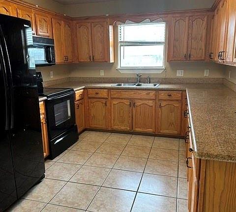 3rd image of 1206 Mulberry Dr