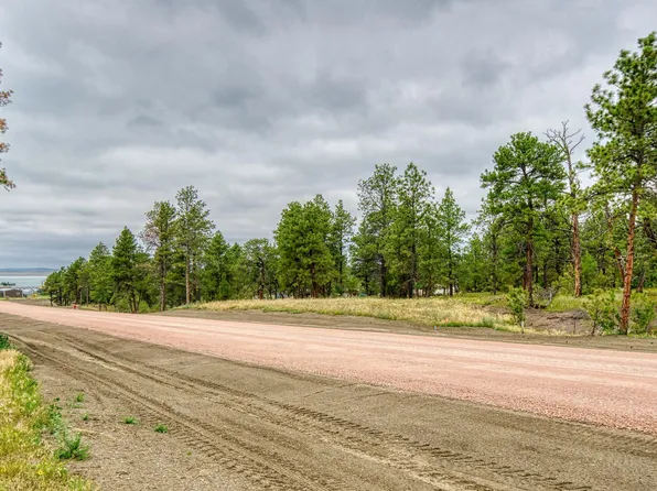 13 E Pine St, Moorcroft, WY 82721