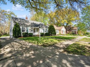 1803 Gibson St, Cedar Falls, IA 50613