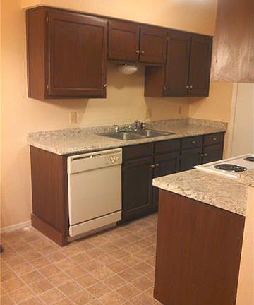 2nd image of 2402 Monte Carlo Dr