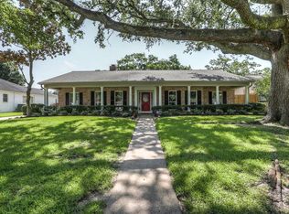 2606 Hollow Hook Rd, Houston, TX 77080
