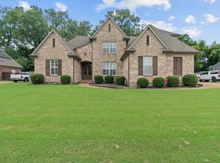670 Riverwest Cir, Marion, AR 72364